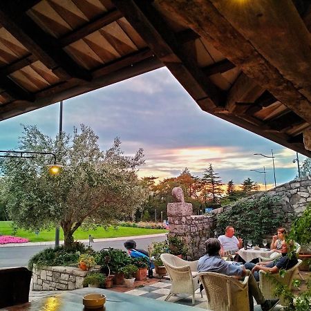 Gran Osteria Tre Noci Hotell Sistiana Exteriör bild