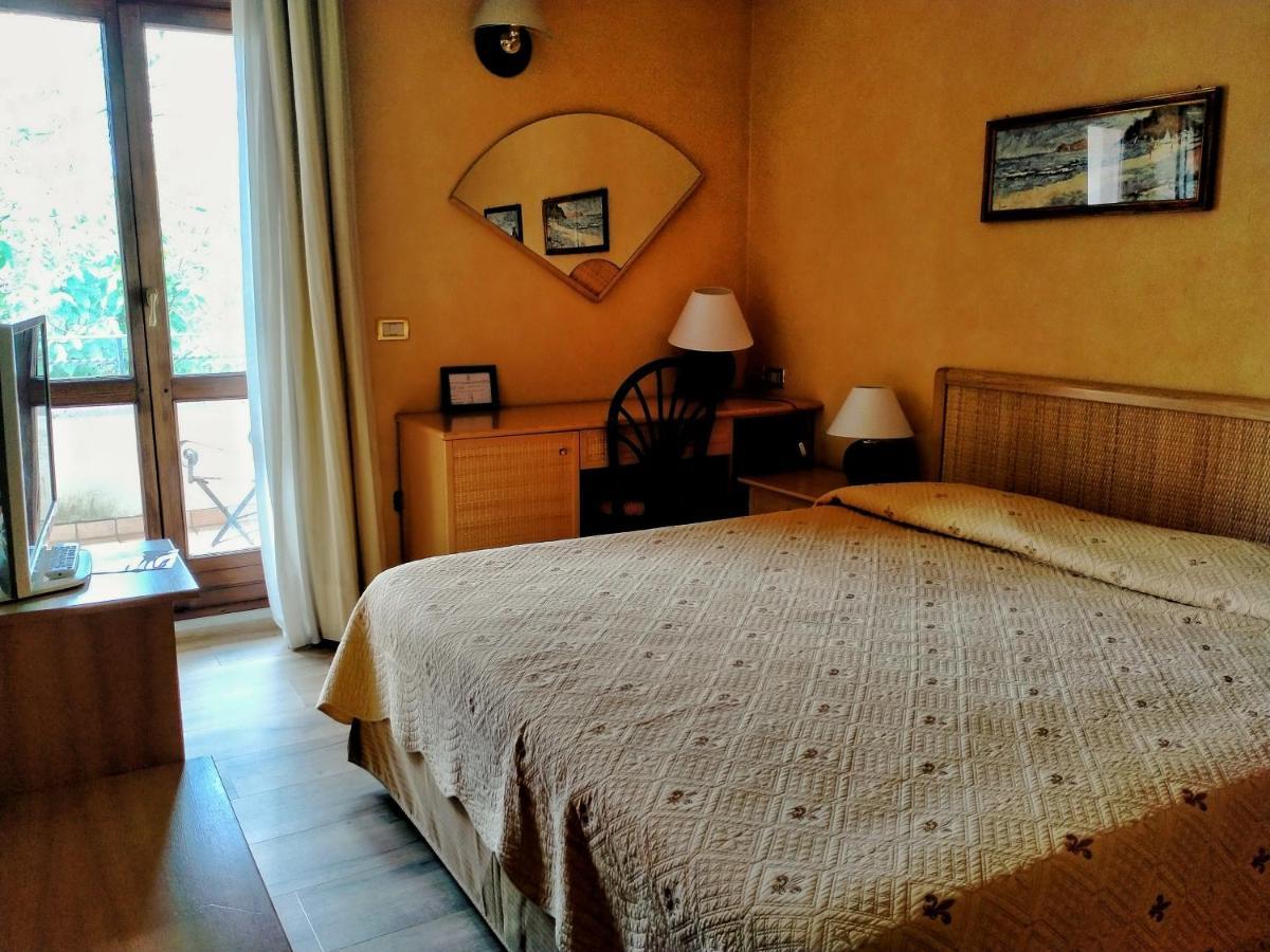 Gran Osteria Tre Noci Hotell Sistiana Exteriör bild