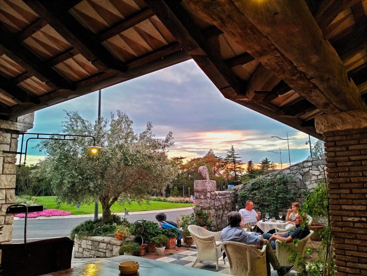 Gran Osteria Tre Noci Hotell Sistiana Exteriör bild