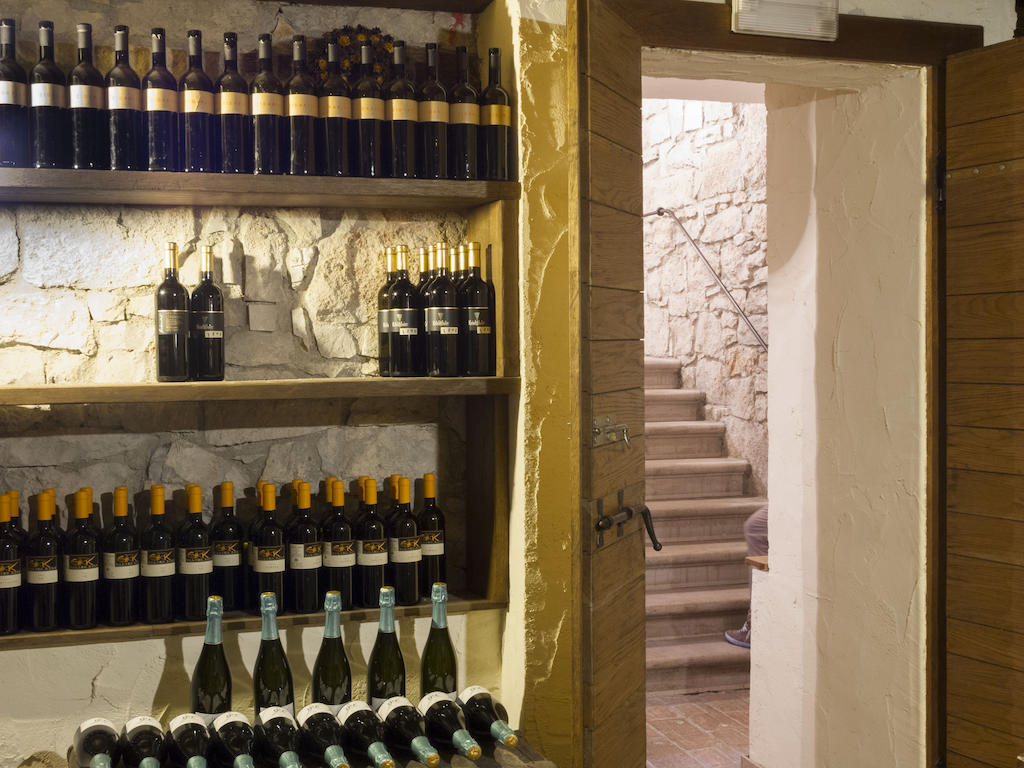 Gran Osteria Tre Noci Hotell Sistiana Exteriör bild